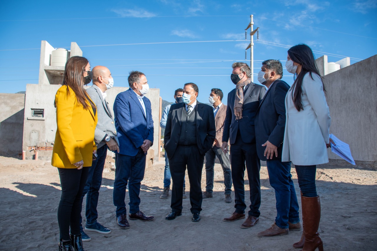 Quintela destacó el avance de la construcción de viviendas y lotes con servicios